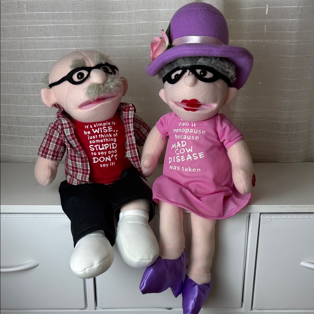 Collectable Lane Grams Cracker & Gram's Crackers Chantilly Lane Singing Couple